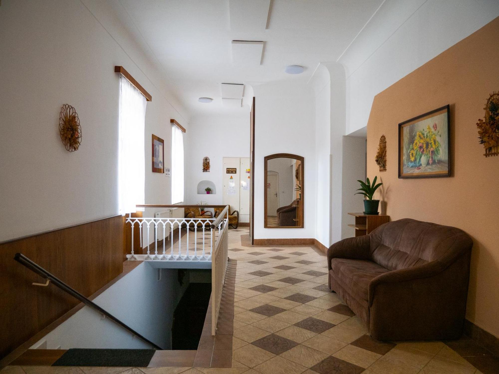 Hotel Club Vranovska Ves Exterior photo